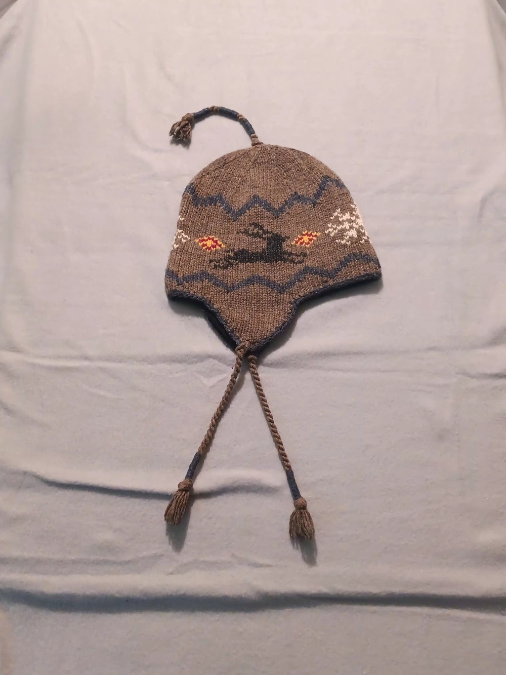 Source Unknown Brown Knit Earflap Hat with Pattern 55% Wool.